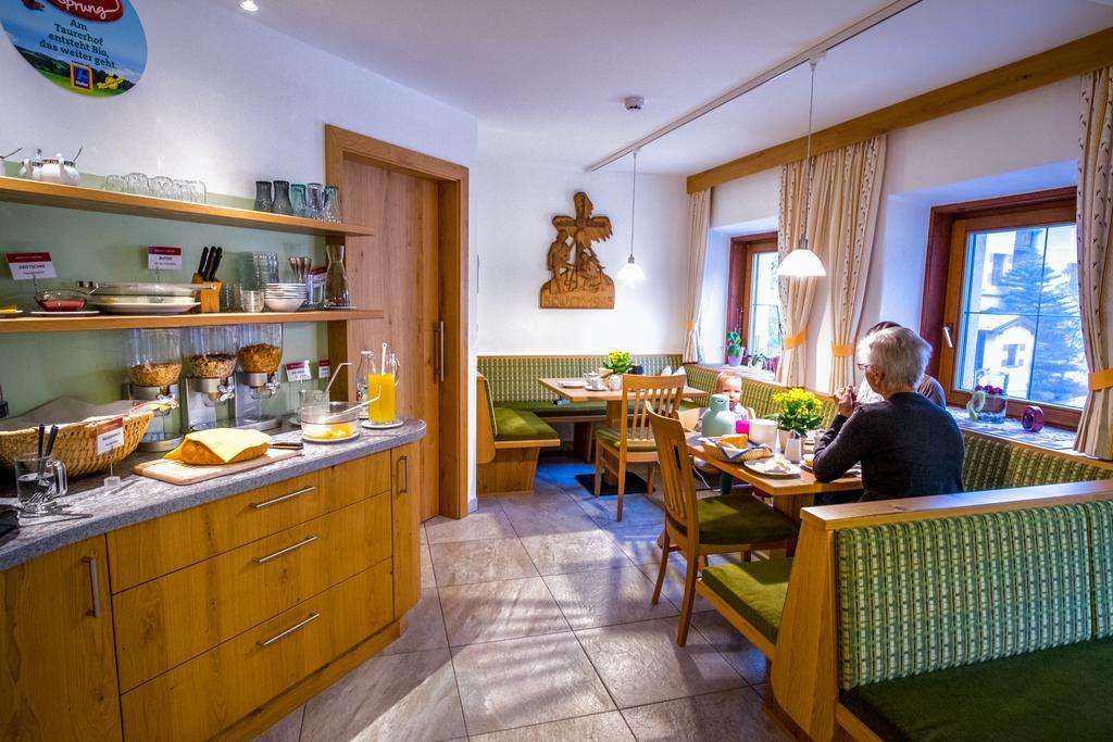 Landhaus Taurer Kals-am Großglockner Eksteriør billede